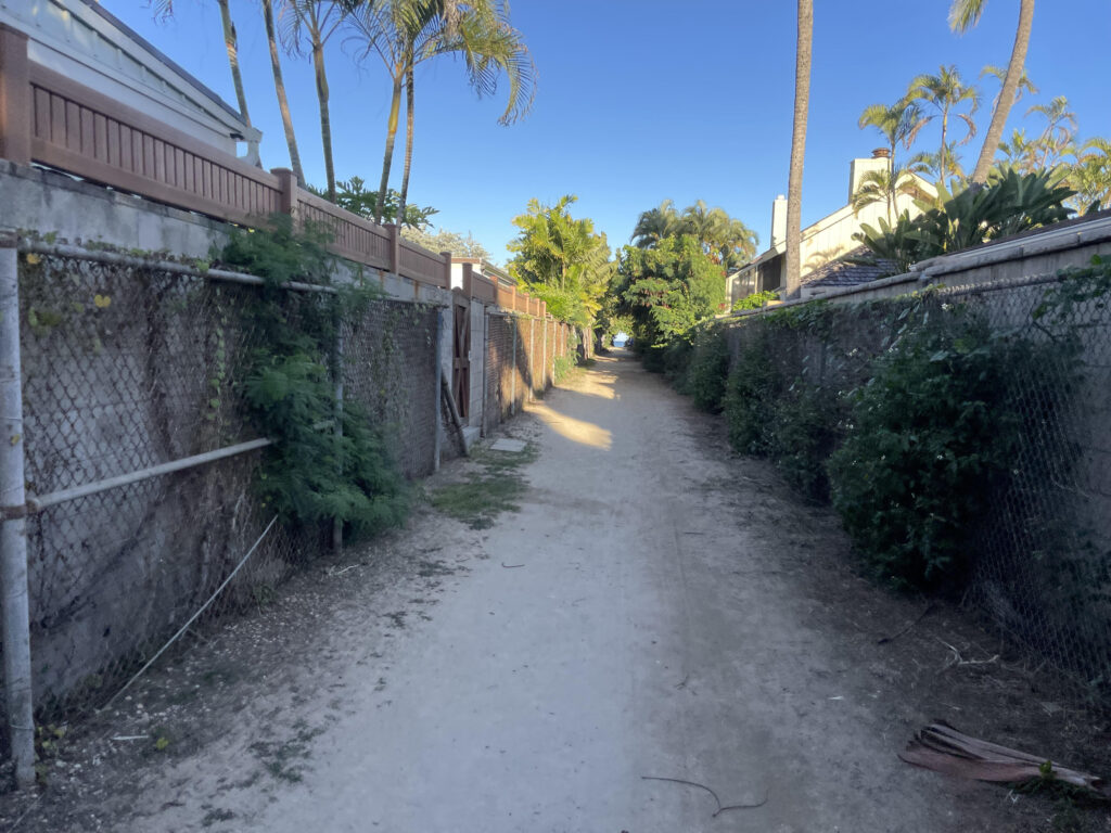 Beach Access off of N. Kalaheo Ave.